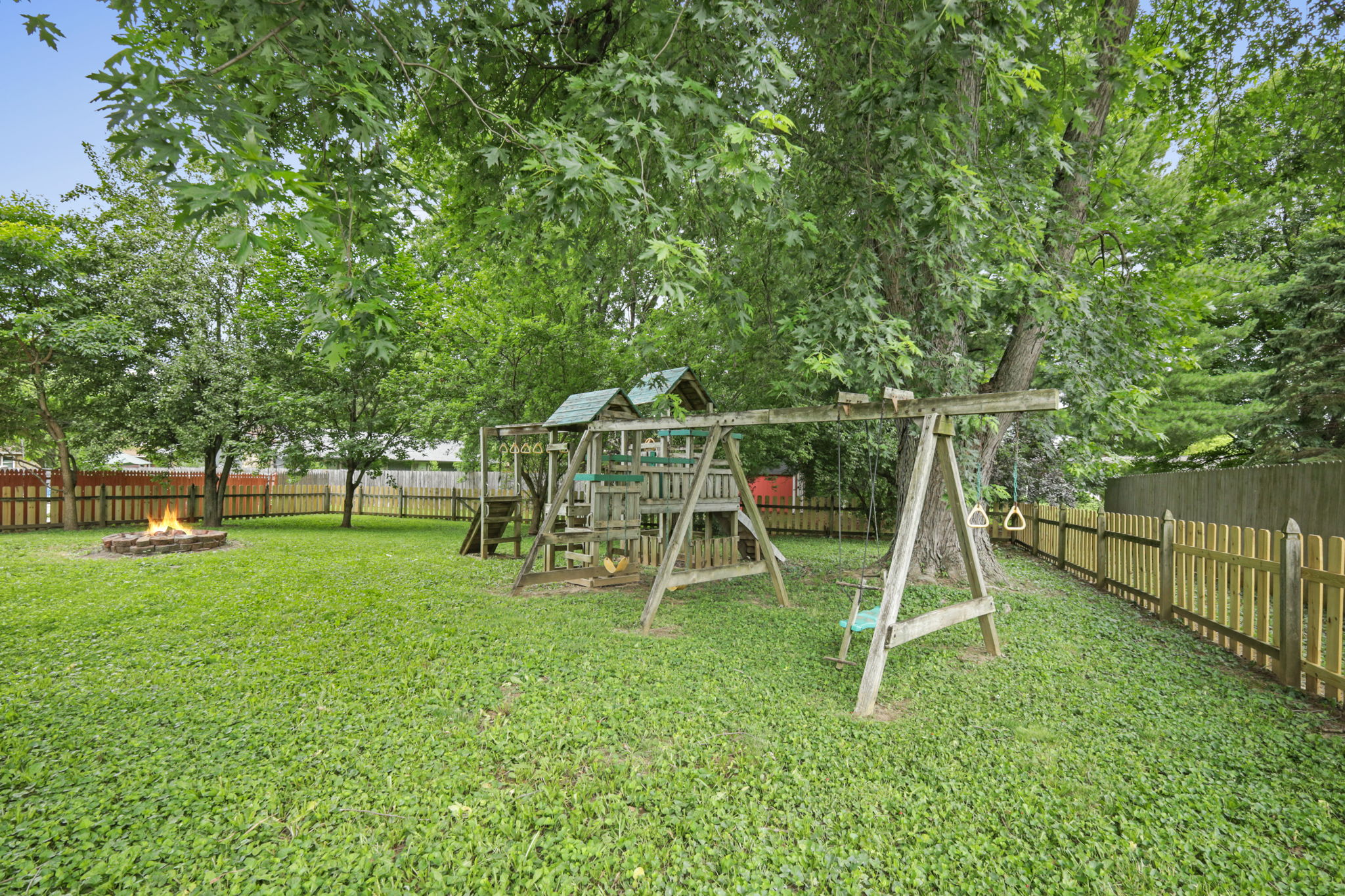  Photo 9