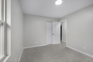  Photo 36
