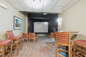 16_Interior