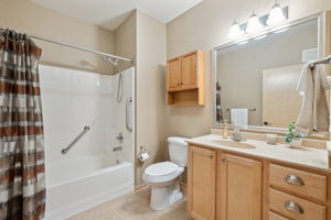 12_Interior