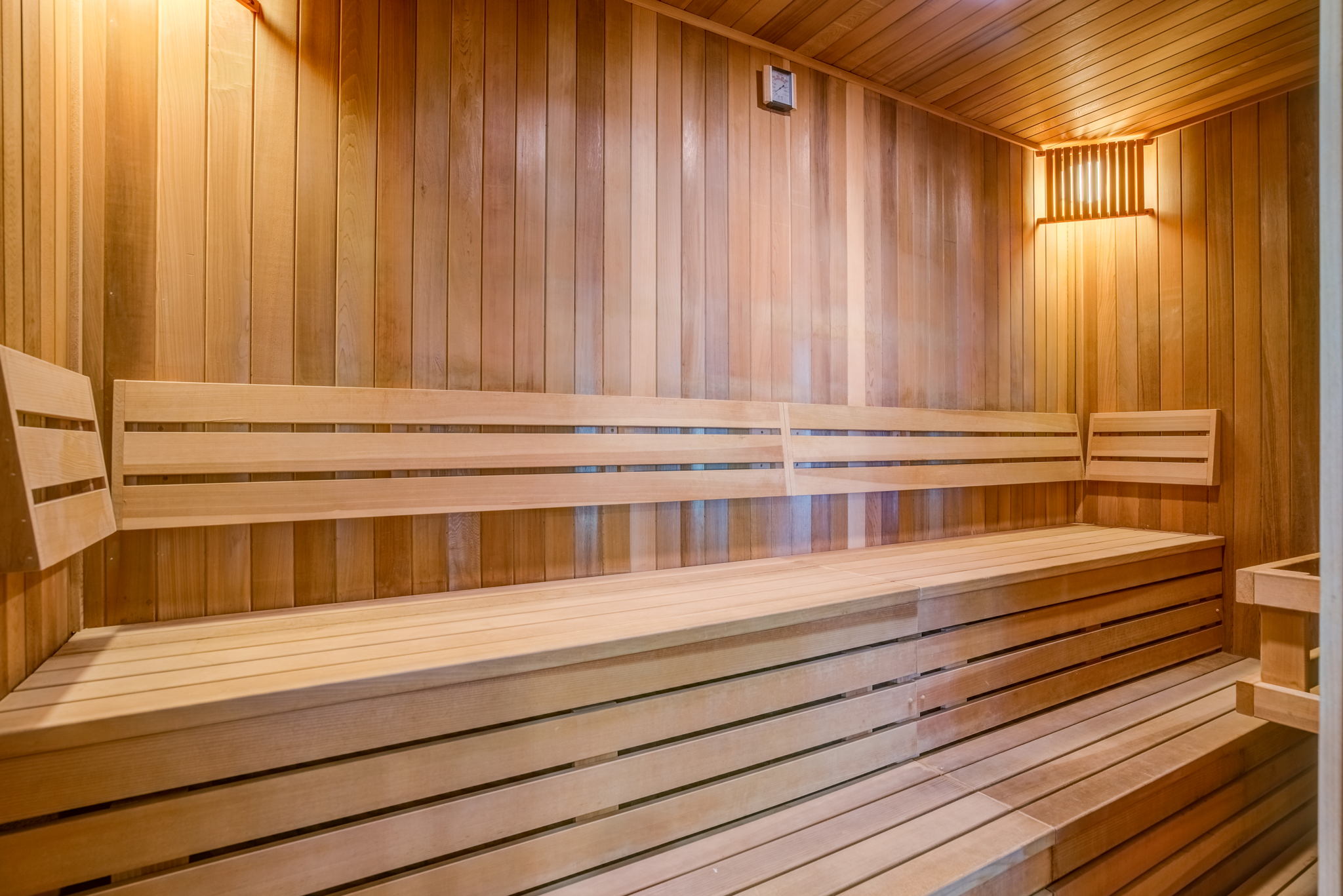 25 Sauna