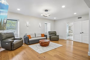 Park St S-S3010-046.jpg