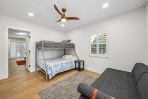 Park St S-S3010-064.jpg