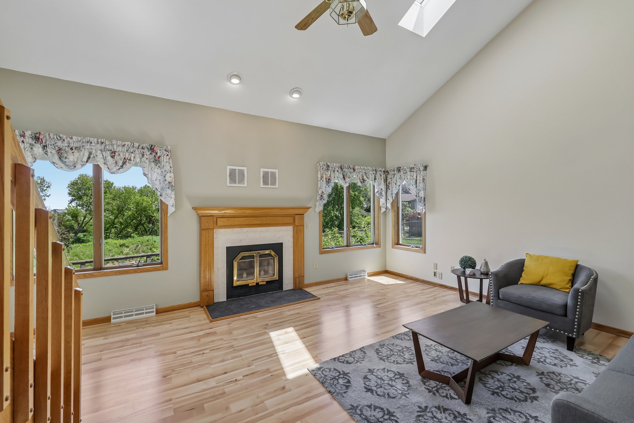 Spring Hill Dr-S3005-006.jpg