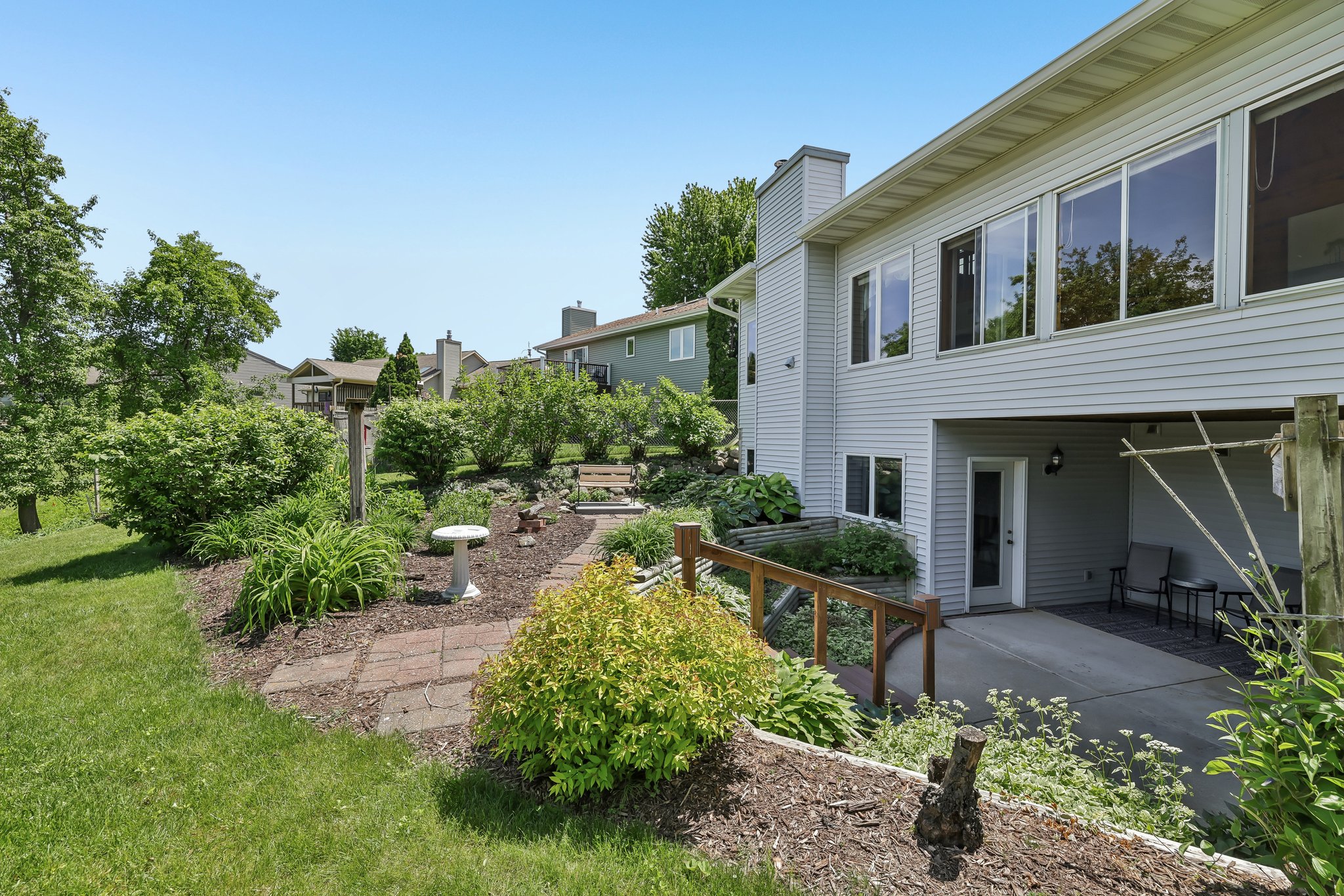 Spring Hill Dr-S3005-054.jpg
