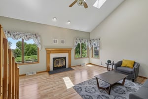 Spring Hill Dr-S3005-006.jpg