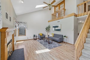 Spring Hill Dr-S3005-008.jpg