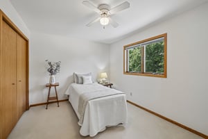 Spring Hill Dr-S3005-034.jpg