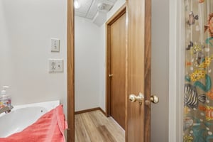 Spring Hill Dr-S3005-047.jpg
