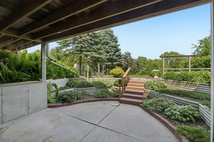 Spring Hill Dr-S3005-052.jpg