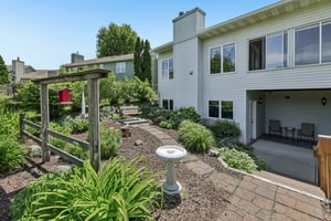 Spring Hill Dr-S3005-053.jpg