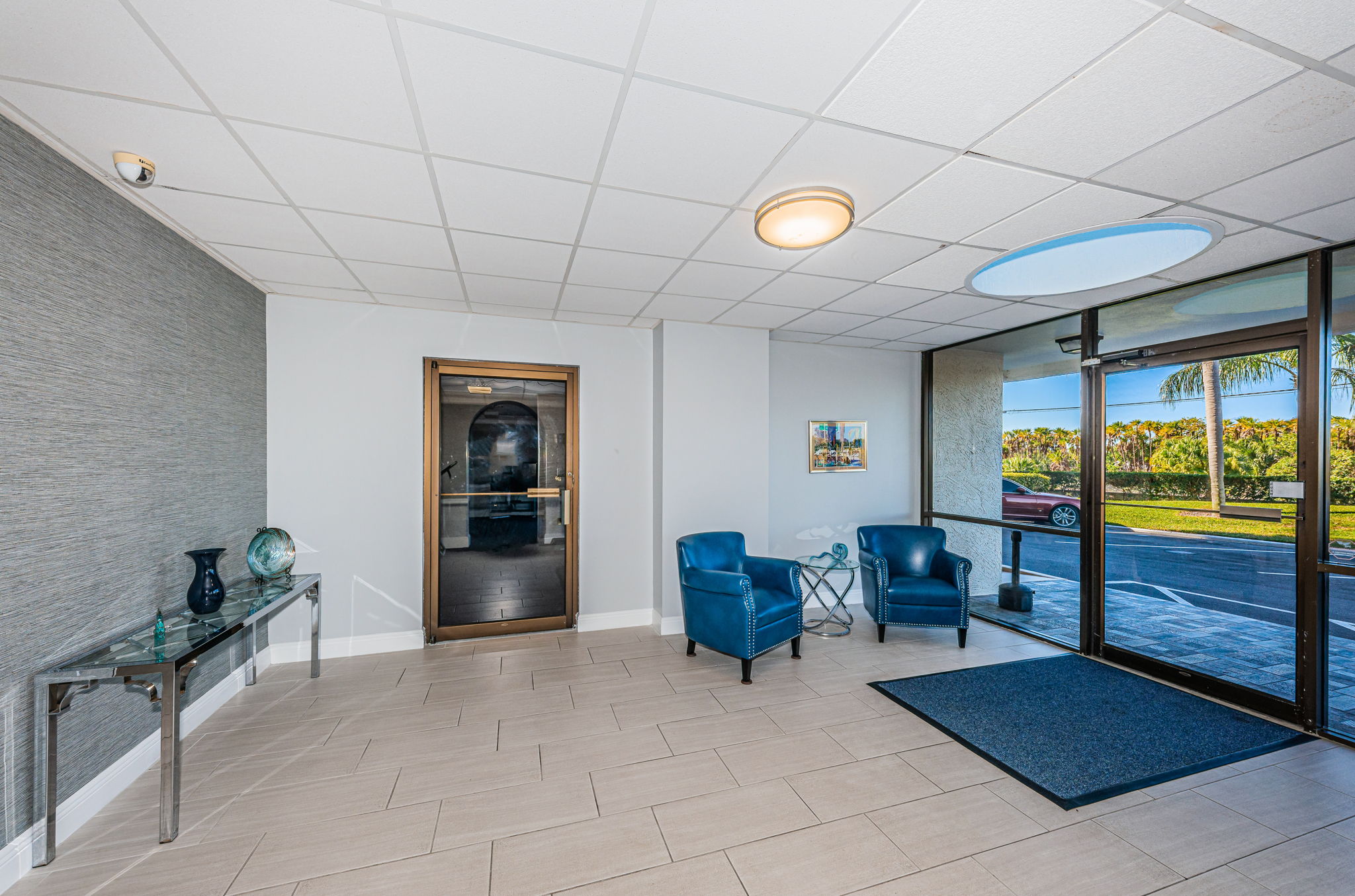 Lobby 2