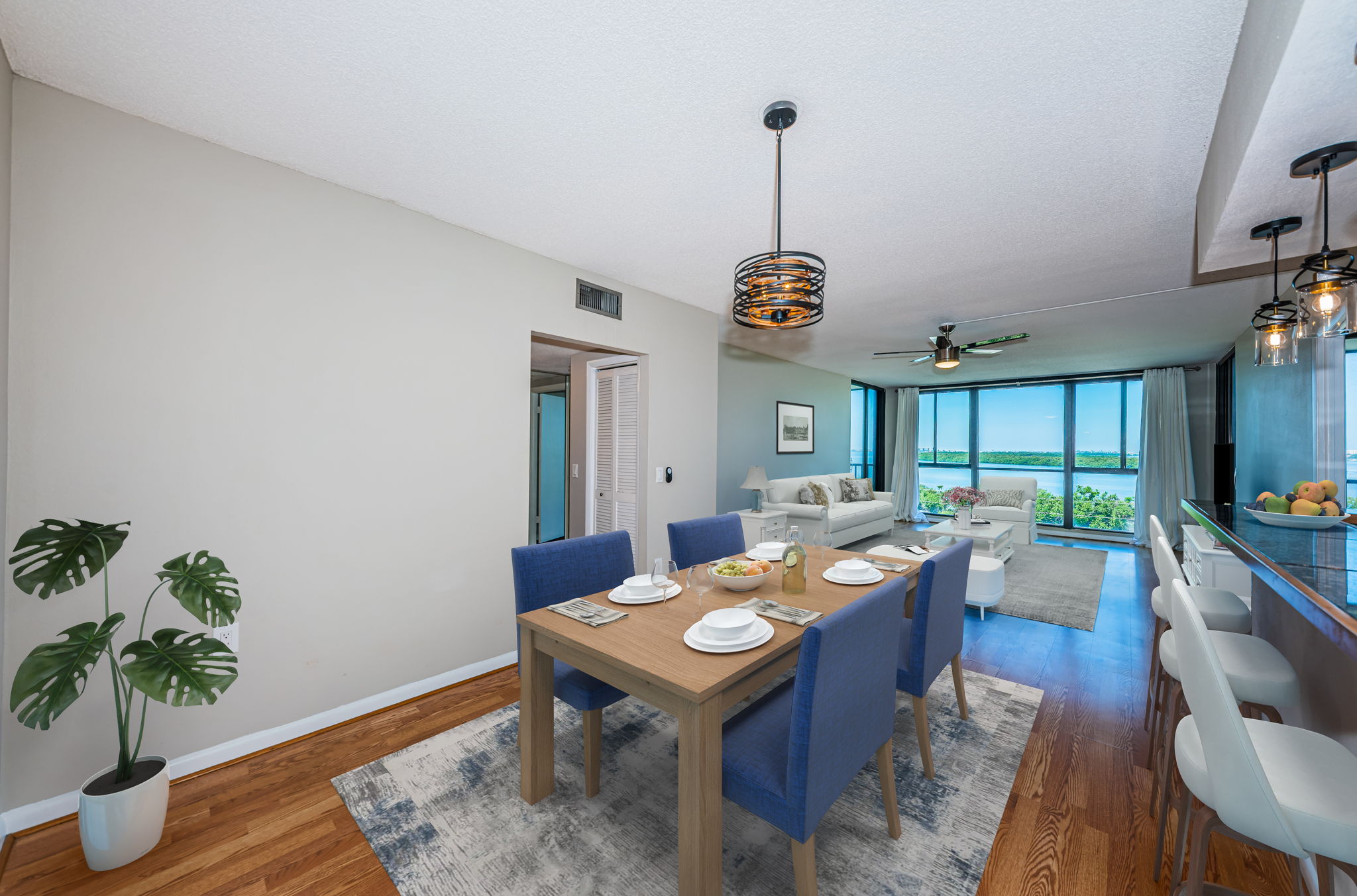 Dining Room 2-2