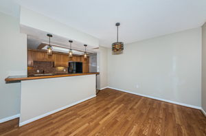 Dining Room 3-2