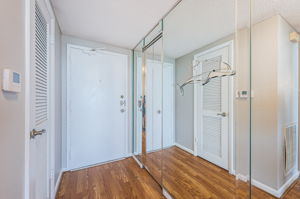 Foyer 2-2
