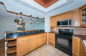 Kitchen 2-2