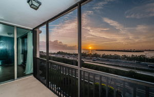 Guest Bedroom Balcony20