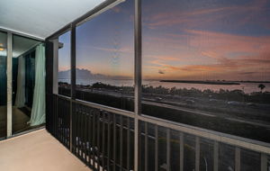 Guest Bedroom Balcony23