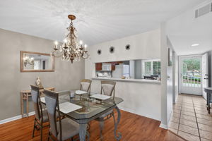 Dining Room 3 of 3