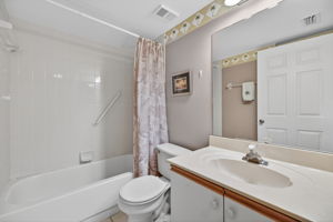 Guest Bathroom 2