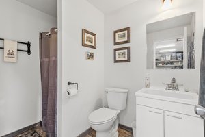  Photo 47