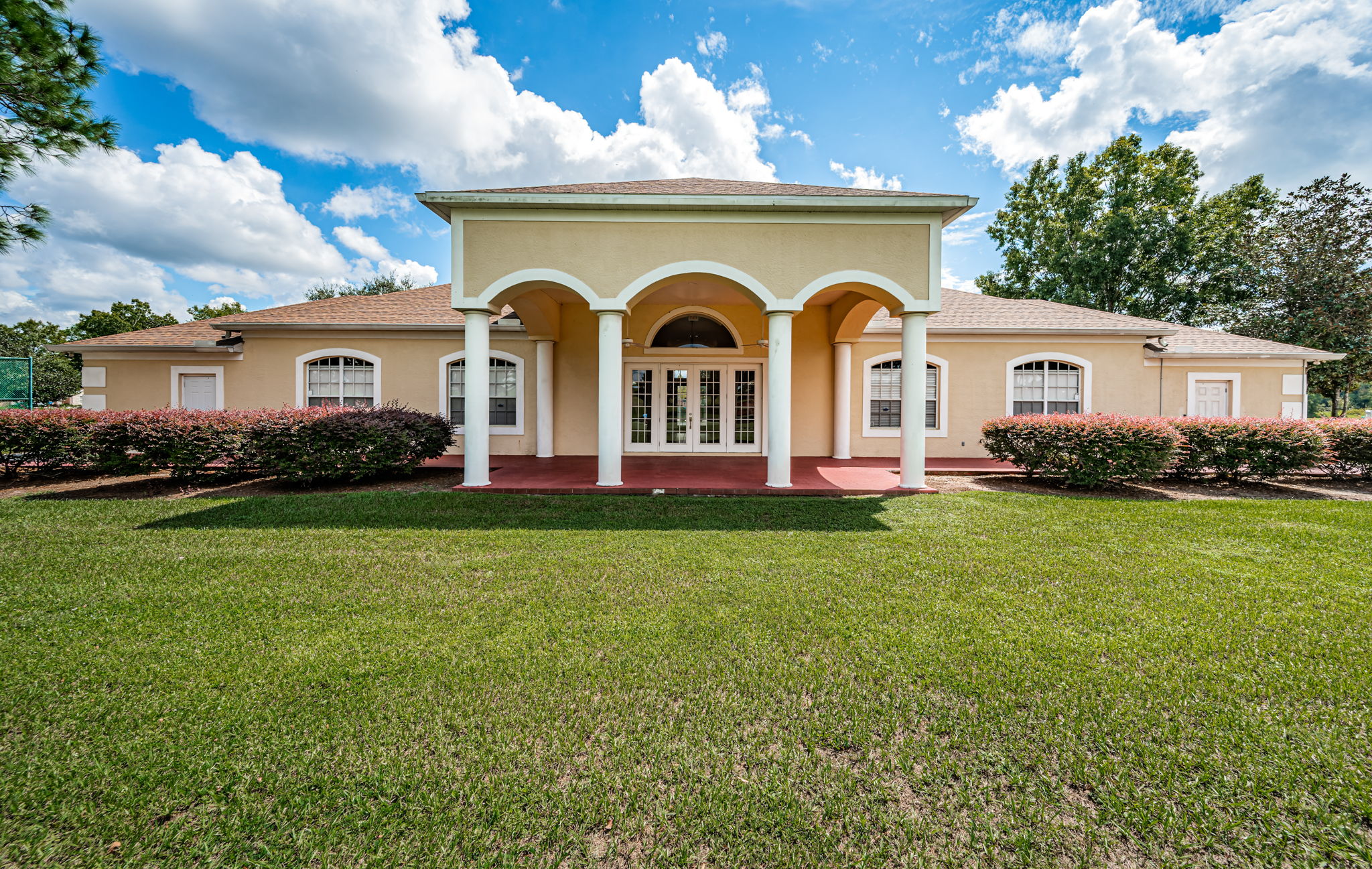 14-Clubhouse Rear Exterior