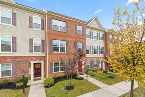 03. Front exterior.jpg