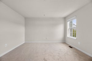 14. Upper bedroom.jpg