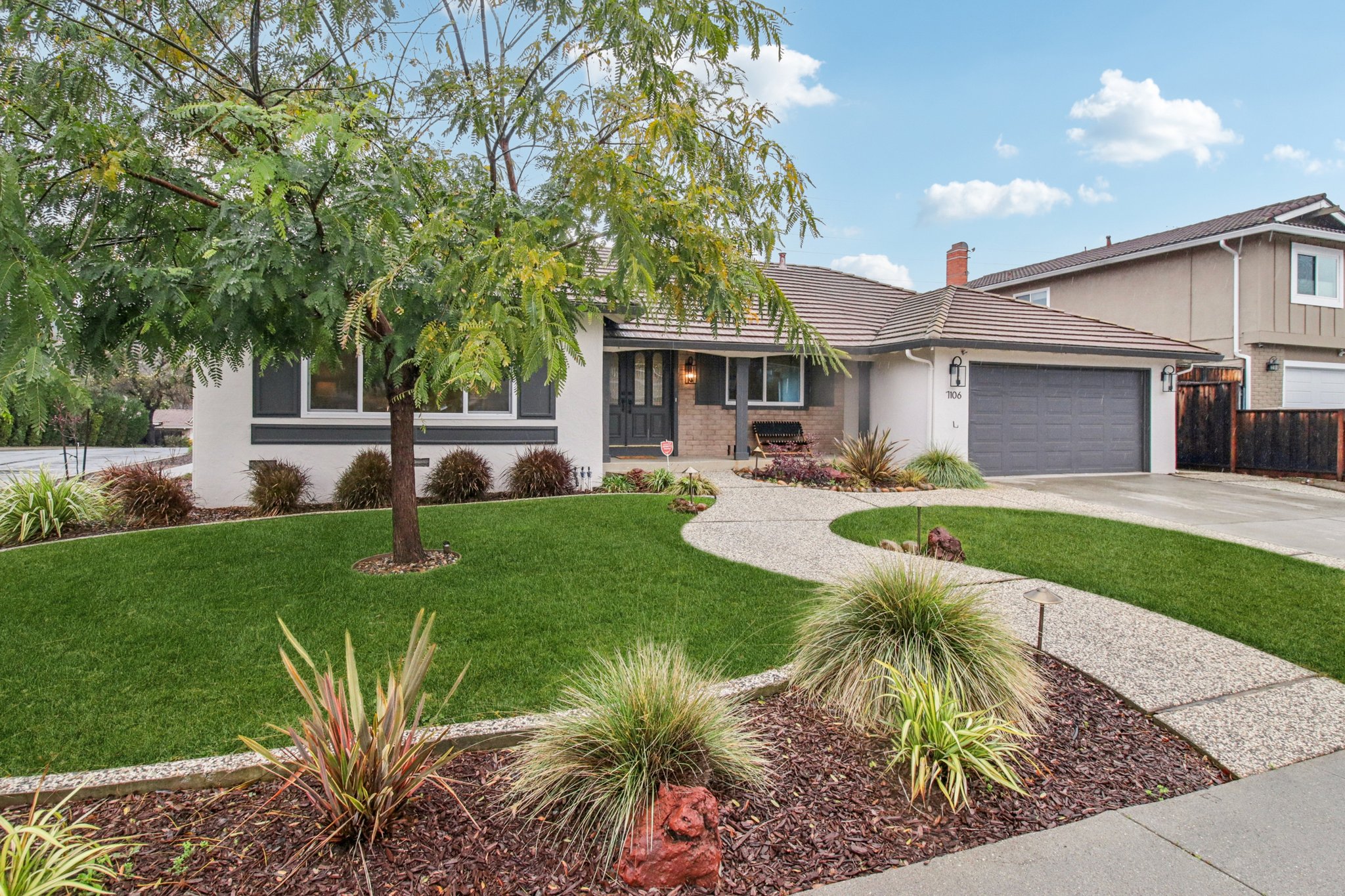 A-Brooktree Way-L1702-003.jpg