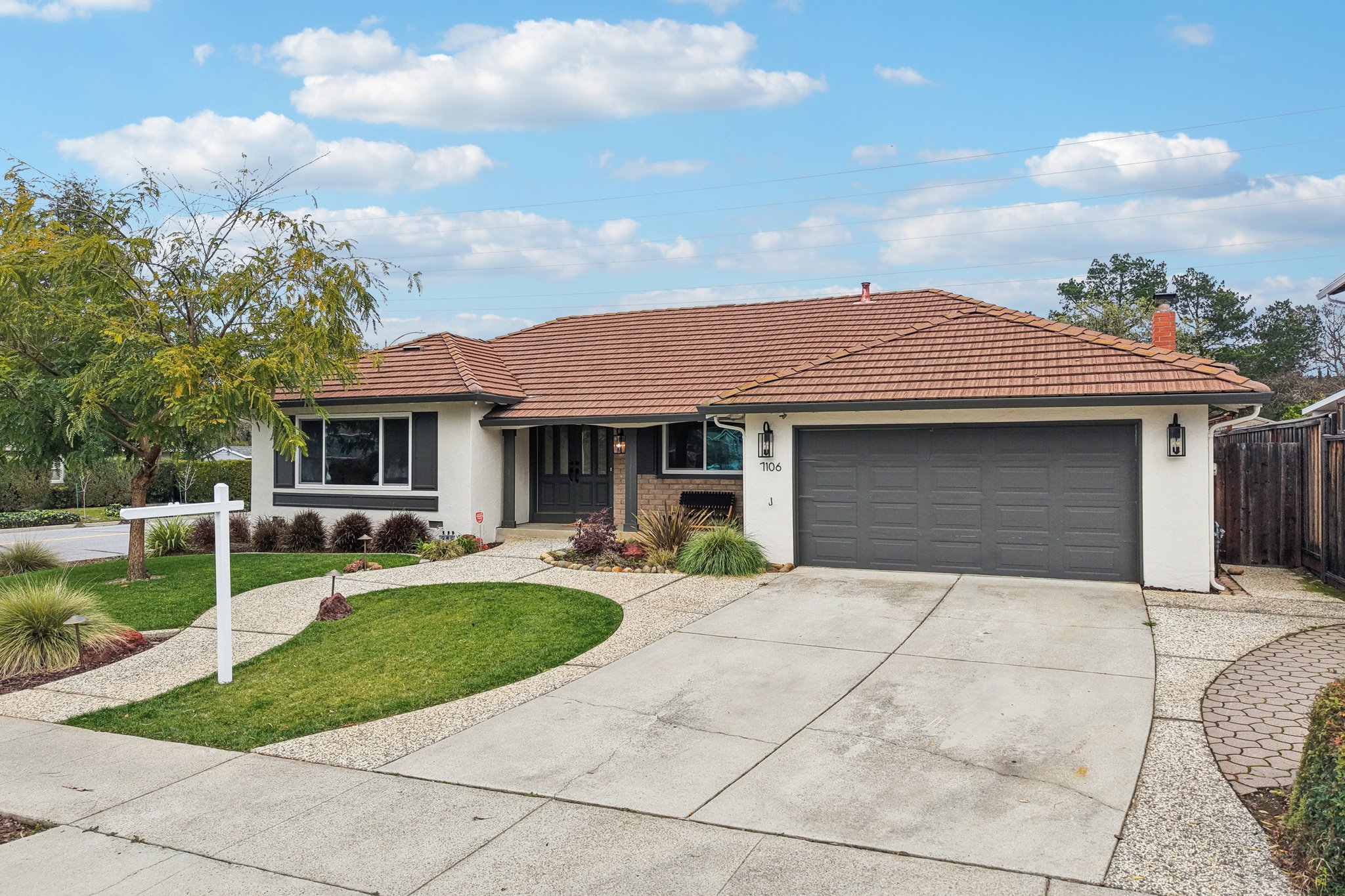 Brooktree Way-L2102-002.jpg