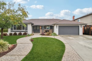 WA-Brooktree Way-L1702-001.jpg