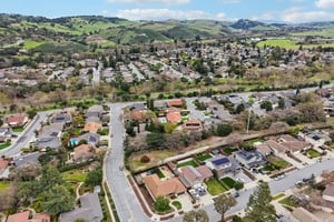 A-Brooktree Way-L2102-009.jpg