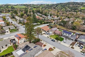 Brooktree Way-L2102-007.jpg