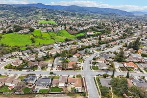 WA-Brooktree Way-L2102-011.jpg