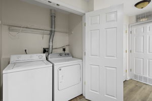  Photo 37