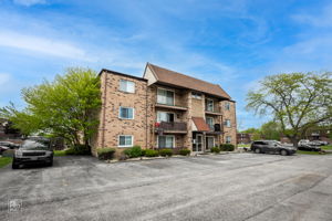 7109 Laverne Ln 1a, Tinley Park, IL 60477_001