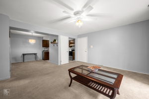 7109 Laverne Ln 1a, Tinley Park, IL 60477_003