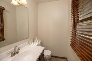 17-Bathrroom