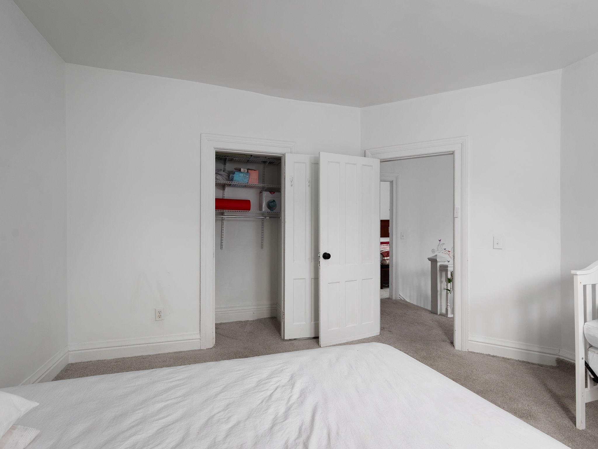 711 Cadwell St-23