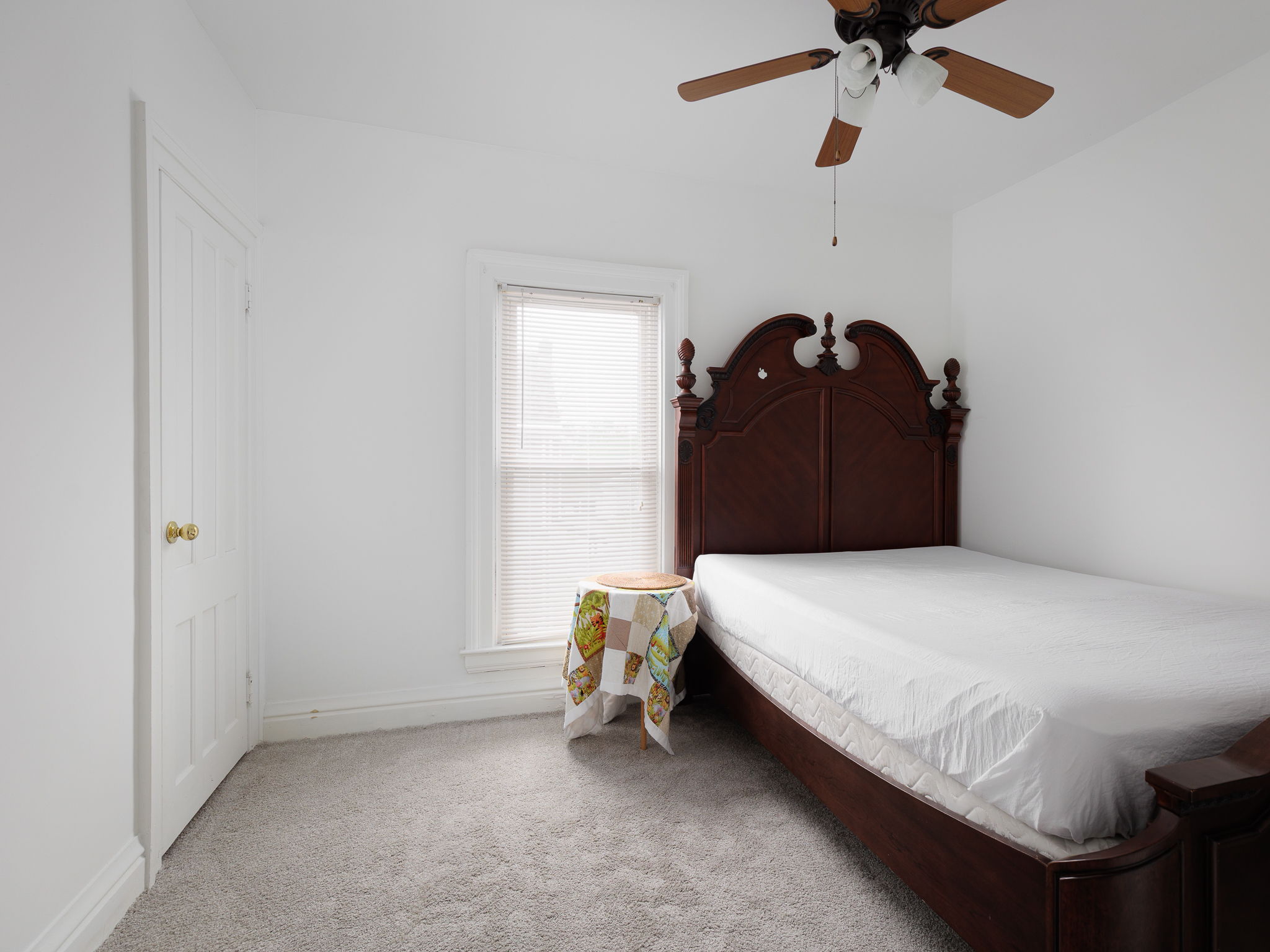 711 Cadwell St-24