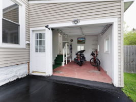 711 Cadwell St-16