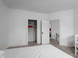 711 Cadwell St-23