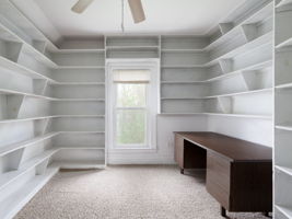 711 Cadwell St-26