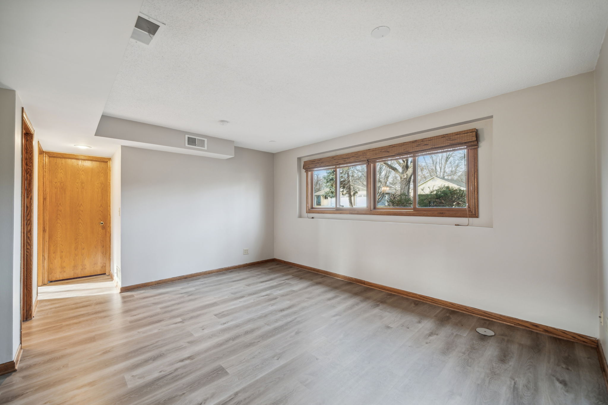 23_Interior