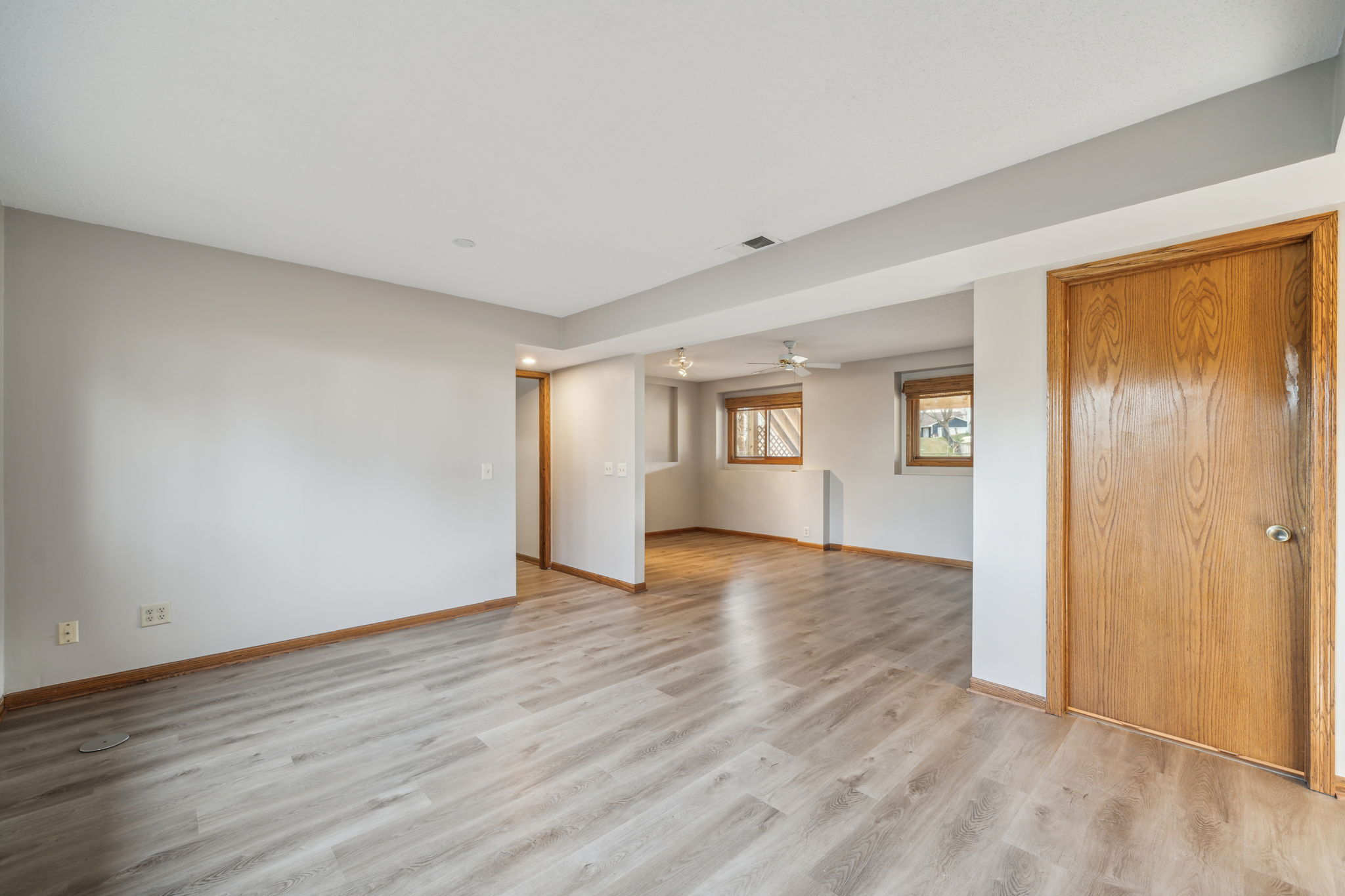 25_Interior