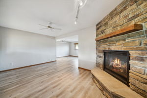 21_Interior