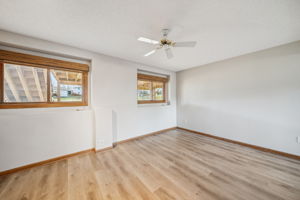 27_Interior
