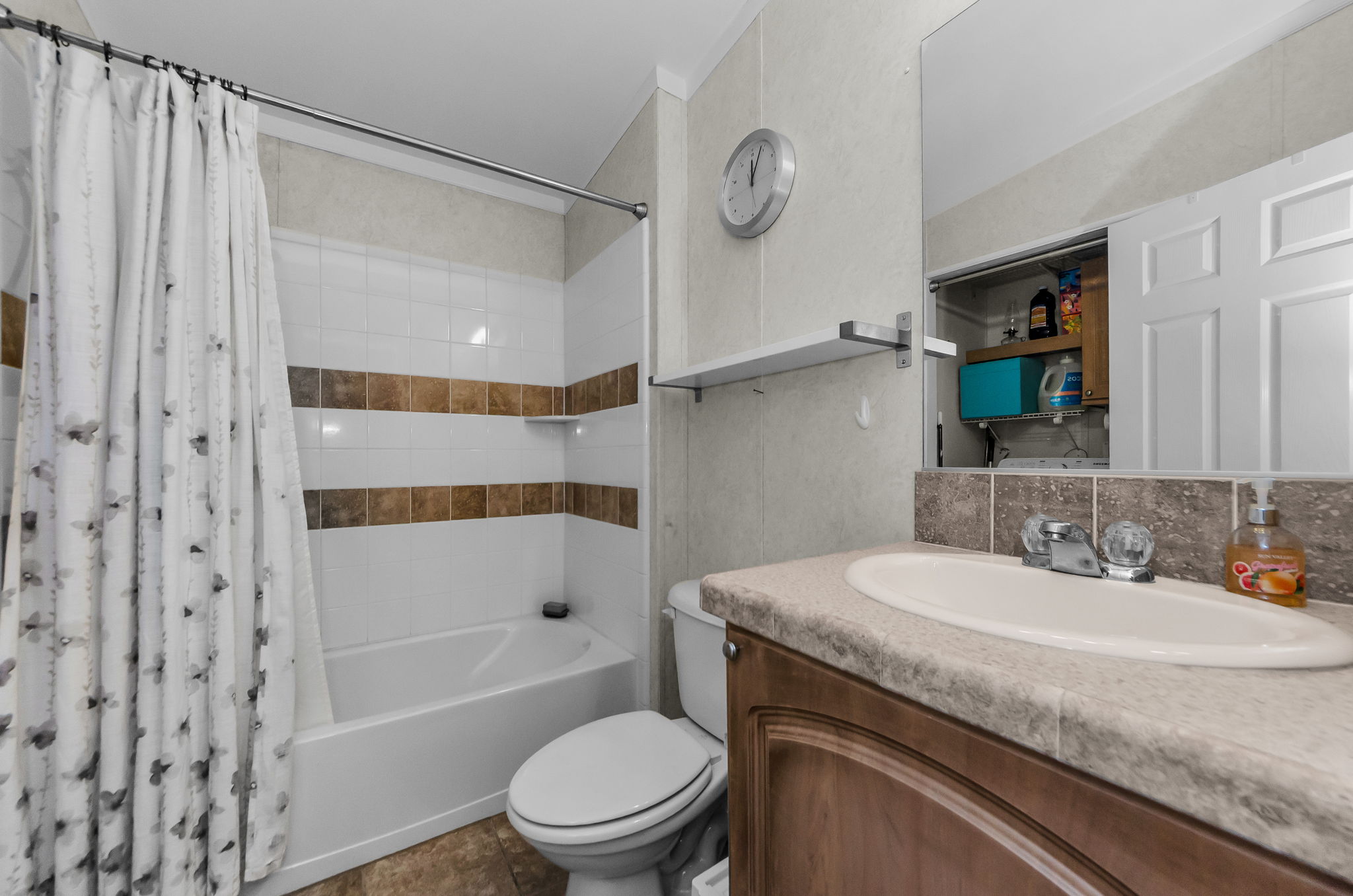 Bathroom 2a