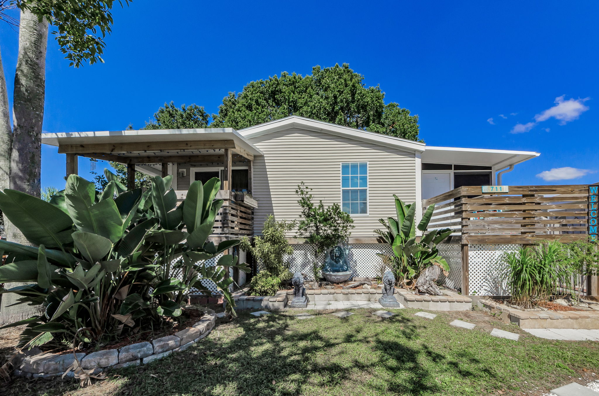 Front Exterior 4
