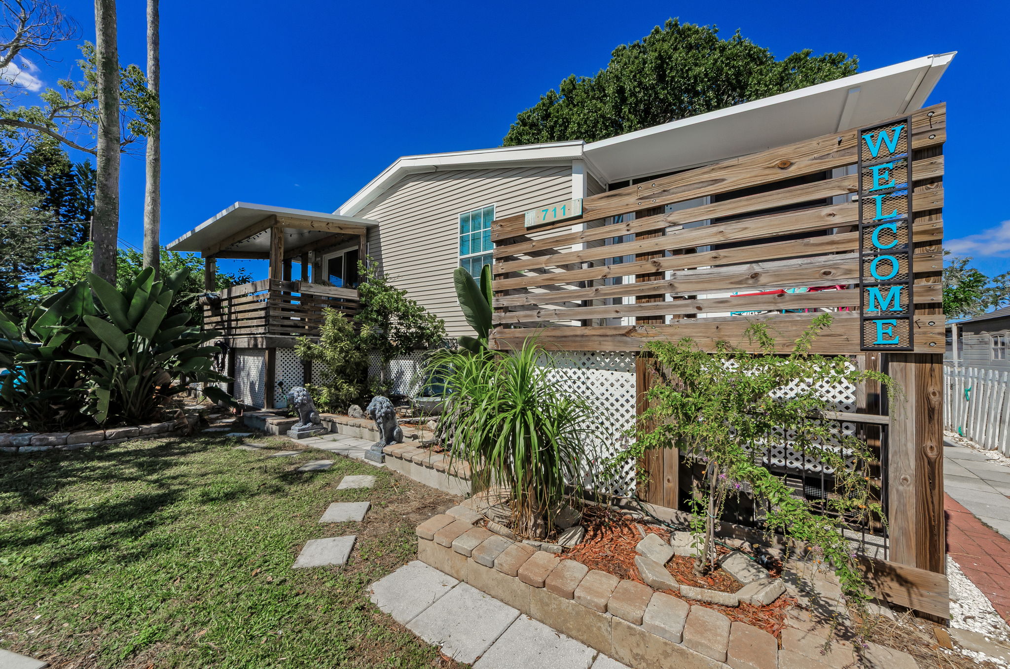 Front Exterior 5